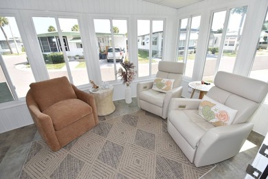 Welcome home to this beautifully renovated 2-bedroom, 2-bath - photo 3
