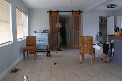 Short Sale. Short Sale. This Canal waterfront home will not last - photo 4