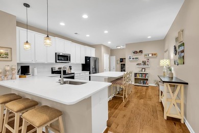 Welcome to luxury coastal living at 120 Queens Cove, Unit B - photo 13