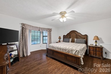 Move In Before School Begins, Large primary suite with large - photo 17