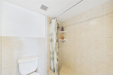 Turnkey Waterfront Condo with Stunning 180? Gulf Views - Move-In - photo 25