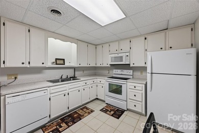 Move In Before School Begins, Large primary suite with large - photo 34
