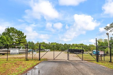 Welcome to luxury coastal living at 120 Queens Cove, Unit B - photo 44