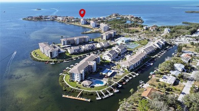 Turnkey Waterfront Condo with Stunning 180? Gulf Views - Move-In - photo 50