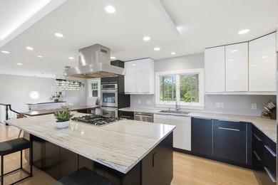 Vacation at home in one of Southborough's most sought-after - photo 11