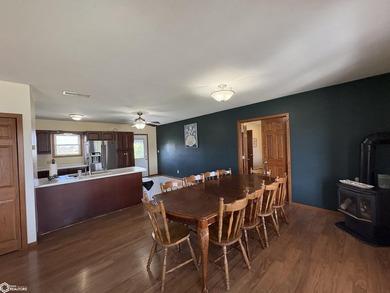 Enjoy the best of lake living with this inviting lakeside ranch - photo 11