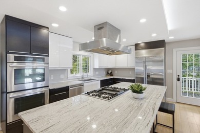 Vacation at home in one of Southborough's most sought-after - photo 12