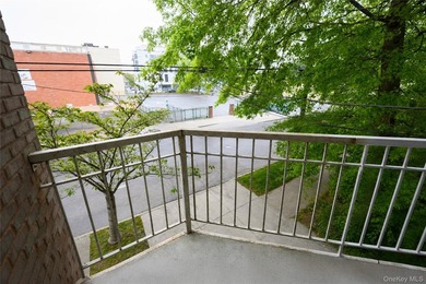 Location! Location! Location! Spacious 2 Bedroom 2 Bath Condo - photo 14