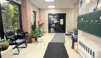 Location! Location! Location! Spacious 2 Bedroom 2 Bath Condo - photo 15
