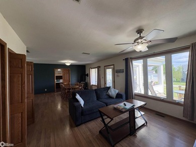 Enjoy the best of lake living with this inviting lakeside ranch - photo 16