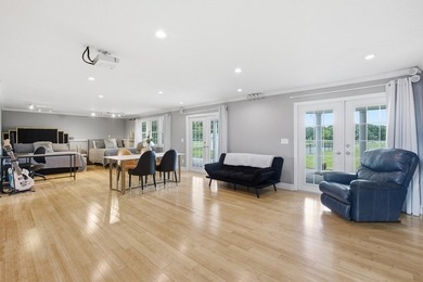 Vacation at home in one of Southborough's most sought-after - photo 28