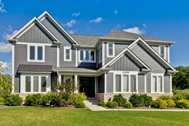 (private lake, pond, creek) Home For Sale in Kildeer Illinois