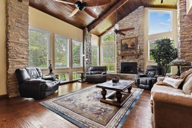 Lake Texoma Home For Sale in Pottsboro Texas