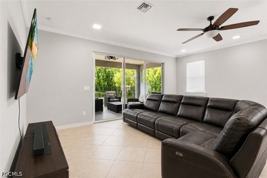 Experience the perfect blend of space, comfort, and Southwest - photo 15