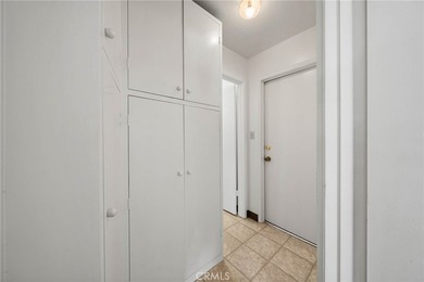 OWN YOUR PERFECT HIDEAWAY IN LAKESIDE NEIGHBORHOOD. Play where - photo 19