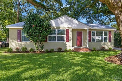 Welcome to 810 W. Lakeview Avenue, a charming 1944 Craftsman - photo 1