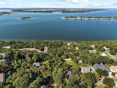 Gorgeous Waterview Lot in Russwood! Build your dream home on - photo 3