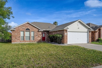 Welcome home to this charming 3 bedroom, 2 bath residence - photo 2