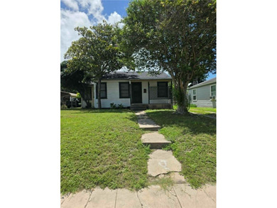 Charming 2-bedroom, 1-bath home centrally located in Corpus - photo 1