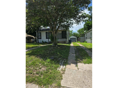 Charming 2-bedroom, 1-bath home centrally located in Corpus - photo 3