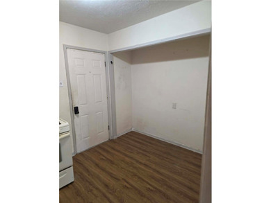 Charming 2-bedroom, 1-bath home centrally located in Corpus - photo 8