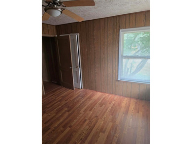 Charming 2-bedroom, 1-bath home centrally located in Corpus - photo 9