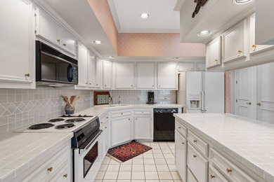 Enjoy the best of Lake LBJ living in this spacious 3-bedroom, 3 - photo 8