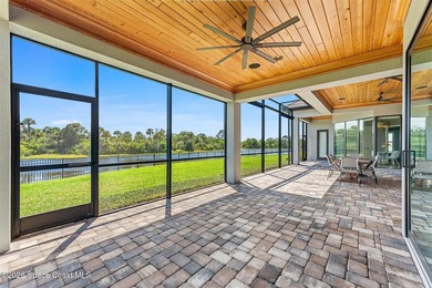 The gates of the prestigious Adelaide community in West Viera - photo 5