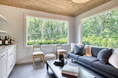 Nestled just one mile from the heart of Sag Harbor Village, this - photo 8