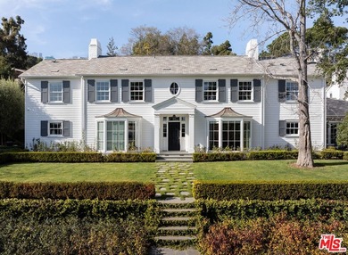 Timeless in style and inviting in spirit, 1801 Westridge Road - photo 2