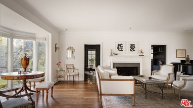 Timeless in style and inviting in spirit, 1801 Westridge Road - photo 4