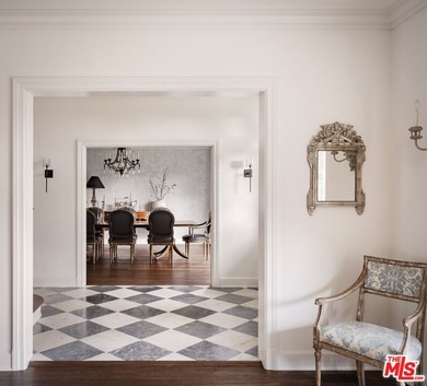 Timeless in style and inviting in spirit, 1801 Westridge Road - photo 6
