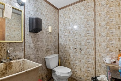 MARKET STREET LOCATION| ALMOST 2 ACRES | OFFICE | TWO RESTROOMS - photo 16