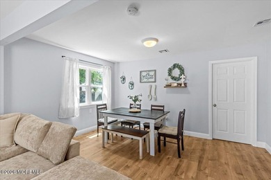 Welcome to this beautifully maintained 4-bedroom, 2-bath ranch - photo 18