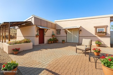 Location, privacy and big-sky views all come together on this