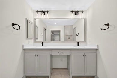 Welcome to this beautifully updated 4-bedroom, 3-bathroom home - photo 22