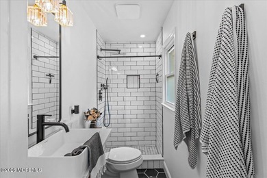 Welcome to this beautifully maintained 4-bedroom, 2-bath ranch - photo 28