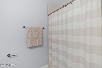 Welcome to this beautifully maintained 4-bedroom, 2-bath ranch - photo 36