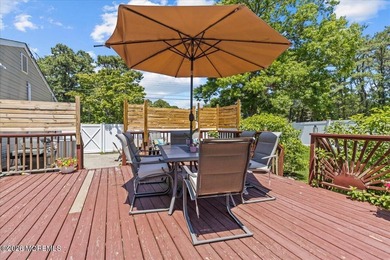 Welcome to this beautifully maintained 4-bedroom, 2-bath ranch - photo 38