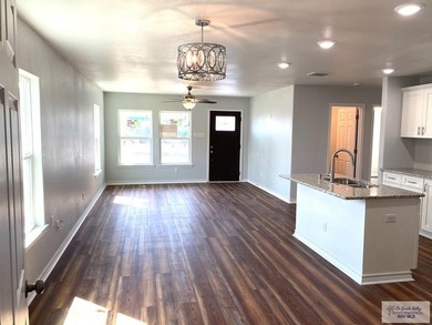 Great Value New Build Custom Beautiful Home, this 3 bed 2 bath - photo 2