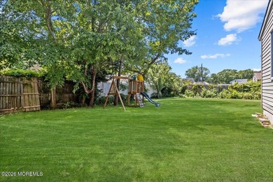 Welcome to this beautifully maintained 4-bedroom, 2-bath ranch - photo 43