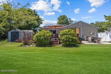 Welcome to this beautifully maintained 4-bedroom, 2-bath ranch - photo 48