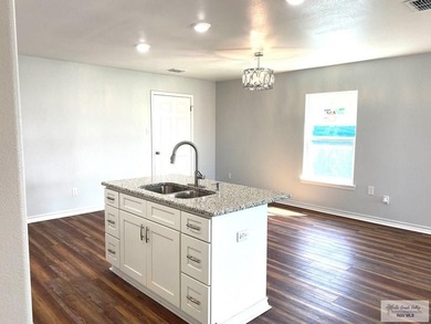 Great Value New Build Custom Beautiful Home, this 3 bed 2 bath - photo 9