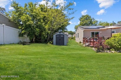 Welcome to this beautifully maintained 4-bedroom, 2-bath ranch - photo 49