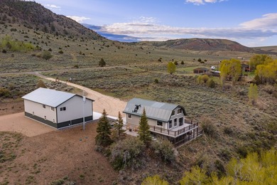 The Big Laramie Hideaway offers a rare combination of direct - photo 2