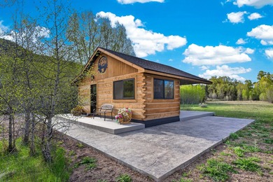 The Big Laramie Hideaway offers a rare combination of direct - photo 5