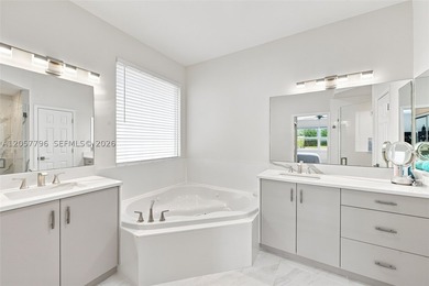 Welcome to this stunning modern 4-bedroom, 3.5-bathroom - photo 29