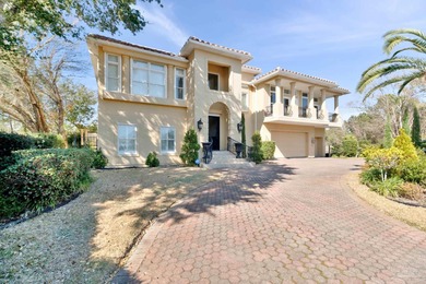 Tucked inside a private gated enclave in the heart of Gulf - photo 3