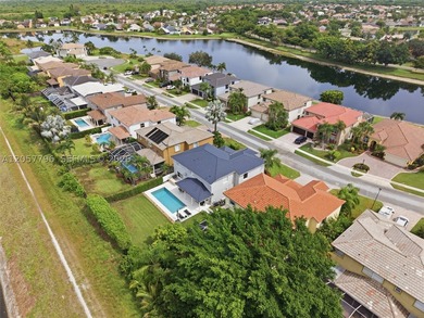 Welcome to this stunning modern 4-bedroom, 3.5-bathroom - photo 58