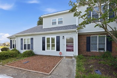 It will be a pleasure viewing this fully renovated townhome! The - photo 3